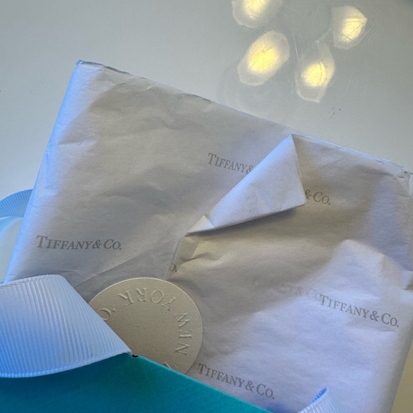 Tiffany & Co. Set - Picture 3 of 10